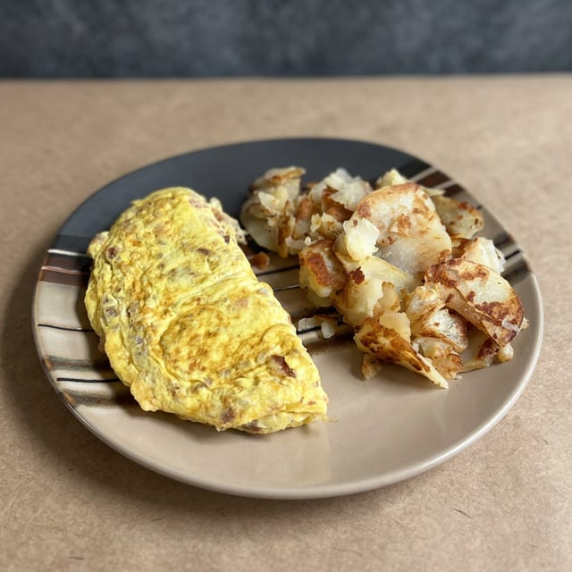 Meat Lovers Traditional Omelette.